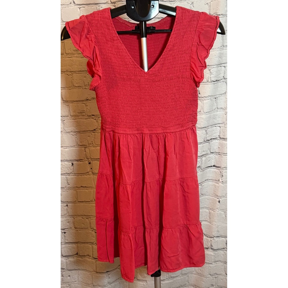 ZESICA Coral Pink Smocked Tiered Mini‎ Dress Ruffle Cap Sleeve V-Neck Medium